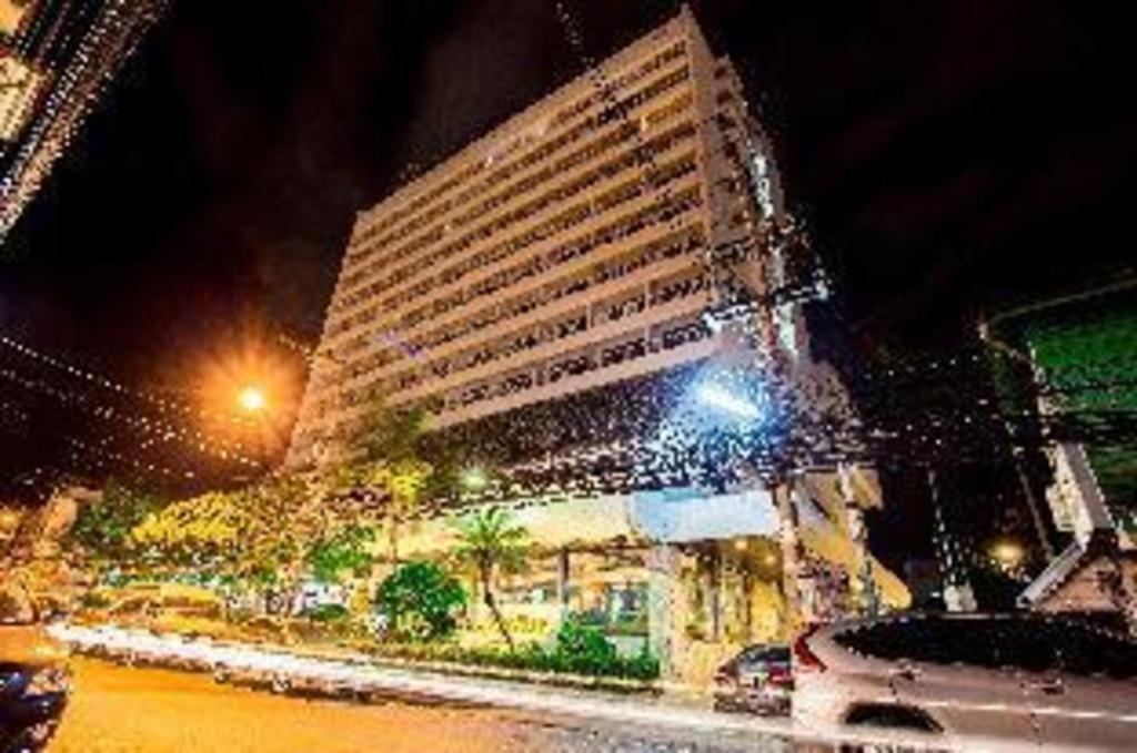 Pailyn Phitsanulok Hotel Extérieur photo